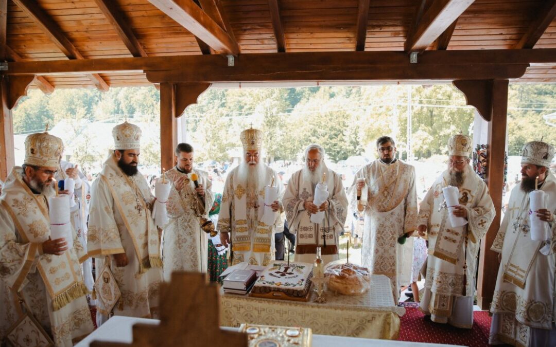 Sobor de ierarhi la întâlnirea fiilor satului Huta | Parastas pentru Episcopul Gurie Georgiu