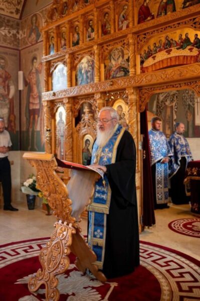 ÎPS Părinte Andrei a oficiat slujba Paraclisului Maicii Domnului în Parohia Ocna Dej I