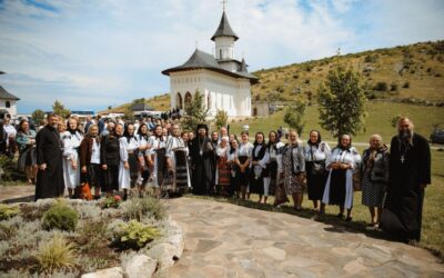 Schimbarea la Față, hramul Mănăstirii Cheile Turzii | Episcopul Benedict Bistrițeanul a oficiat Sfânta Liturghie