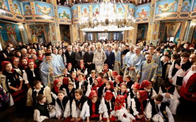 Sfânta Liturghie arhierească la Parohia Ortodoxă „Sfinții Arhangheli Mihail și Gavriil” din Municipiul Baia Mare