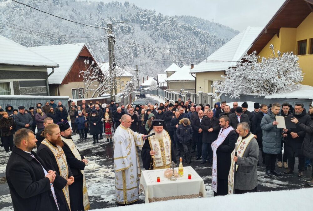 Slujire arhierească și aniversarea a 300 de ani de atestare documentară a bisericii de lemn din Someșu Rece