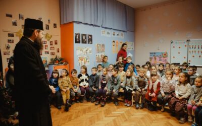 Daruri de Crăciun pentru copiii de la Grădinița „Sfântul Stelian” a Arhiepiscopiei Clujului