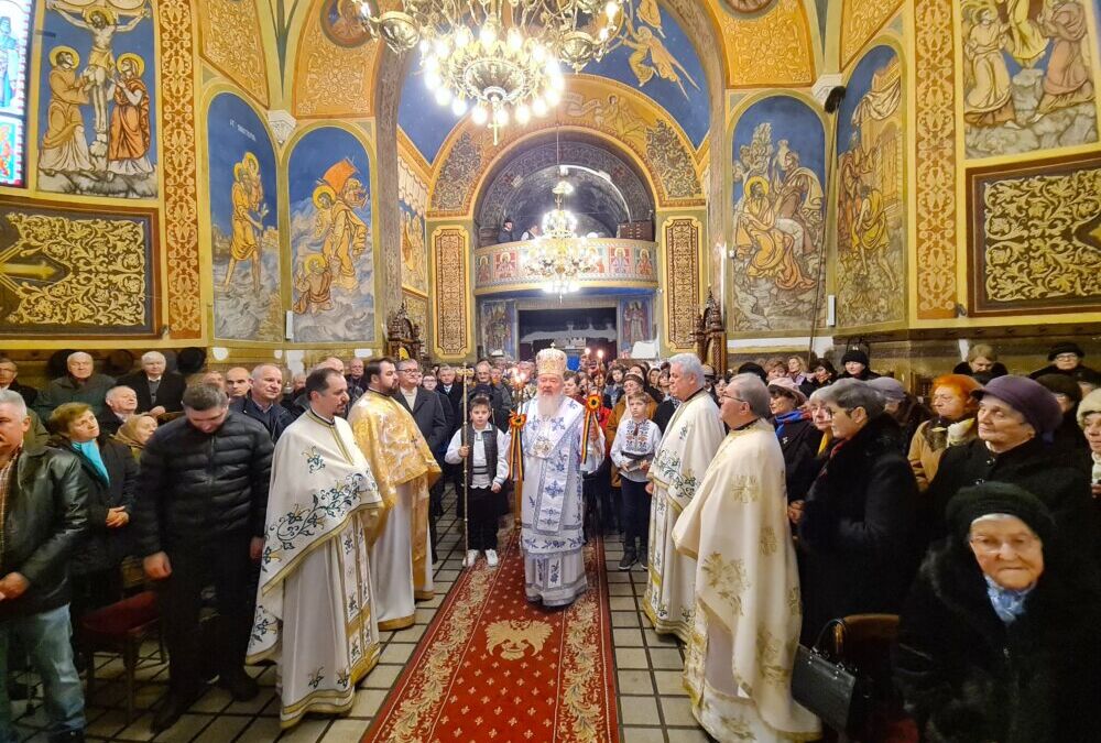 Slujire arhierească în Parohia „Sfântul Nicolae” din Cluj-Napoca, la început de an calendaristic