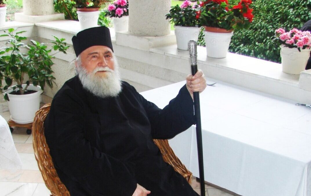 Părintele Ioan Iovan, „martorul euharistic” | Episcopul Benedict