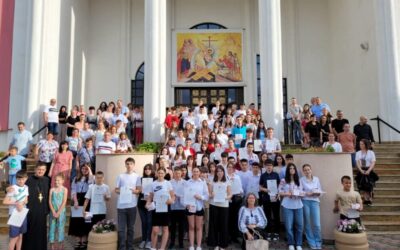 Premierea elevilor de 10 din Parohia „Sf. Ap. Petru și Pavel” din Cluj-Napoca