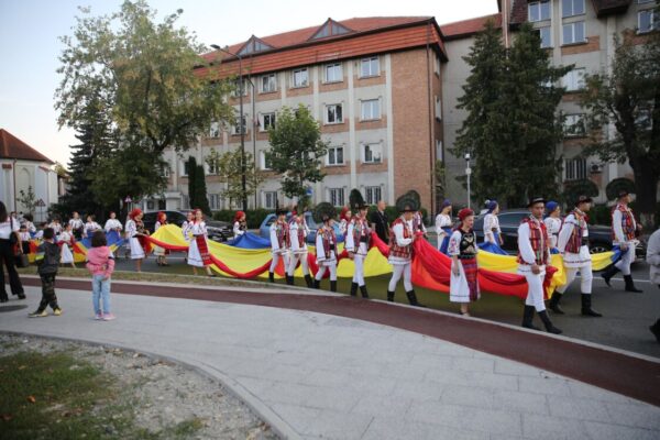 Procesiunea Bucuriei: Un moment de comuniune la ITO Bistrița