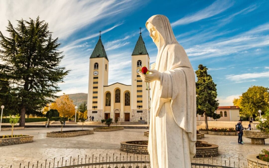 Lourdes și Medjugorje – martore ale devoțiunii Maicii Domnului