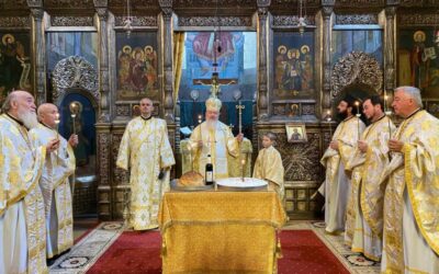 Liturghie arhierească la Catedrala Mitropolitană și Parastas pentru Arhiepiscopii Teofil Herineanu și Iustinian Chira