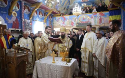 PS Benedict Bistrițeanul a slujit în Parohia Tritenii de Sus și a binecuvântat noul iconostas 